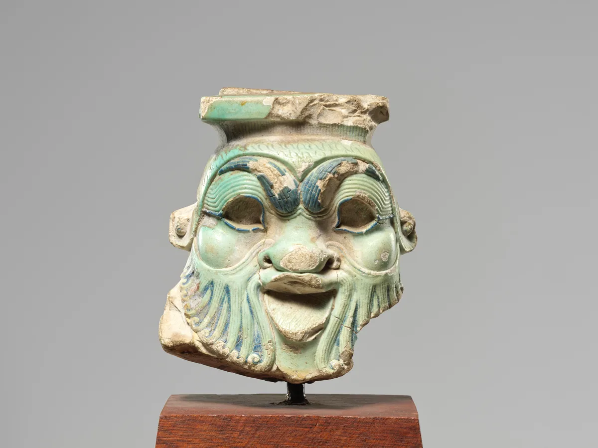 古代エジプトの装身具 — ベス神を象る壺の頭部